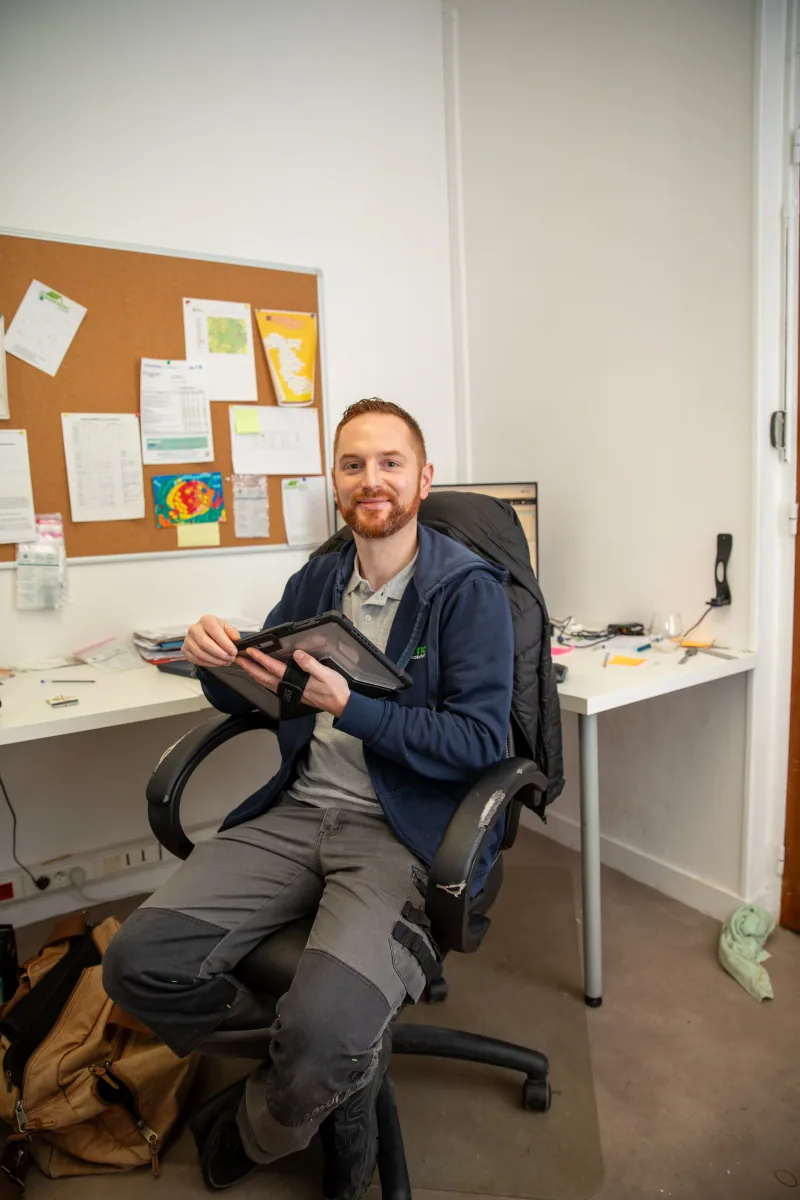 Photographie de Kevin, technicien chez Expertise Diagnostic Habitat.