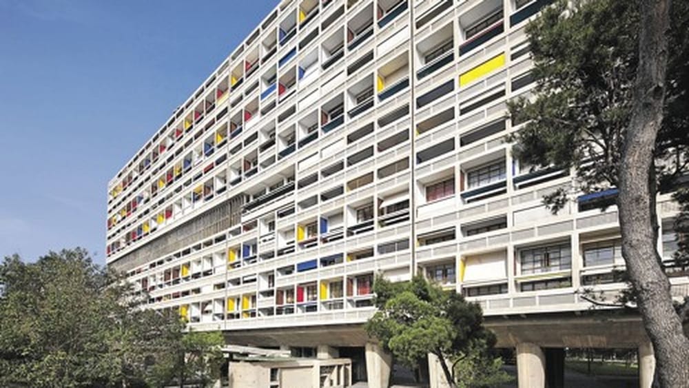 Photo représentant un immeuble collectif d'habitation par EDH